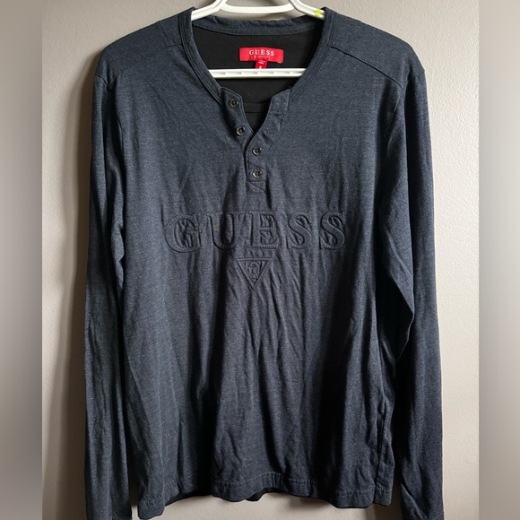 Guess long sleeve shirt Size M - Picture 2 of 3